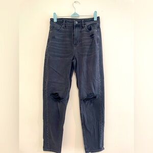 American Eagle Mom Straight Jean